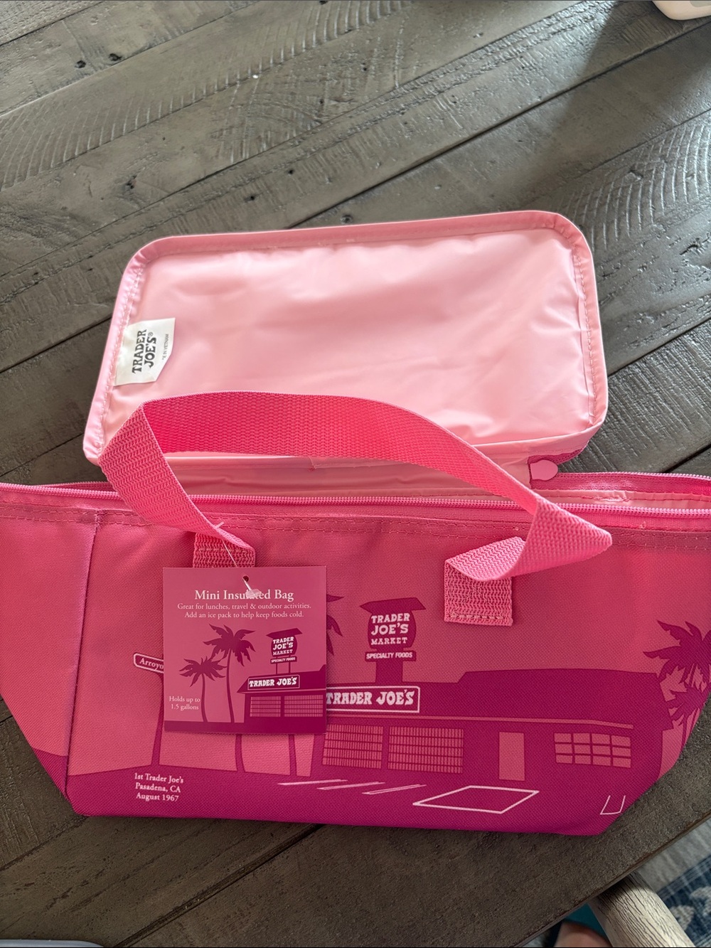 Trader Joe’s Pink Lunch Box NWT